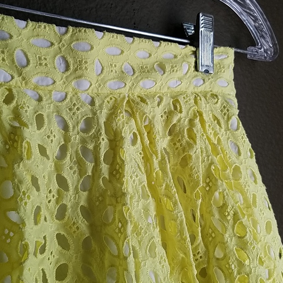 Bell skirt - Picture 2 of 3